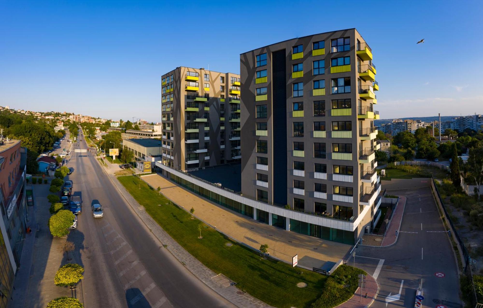 Papaya Apartments Varna Bagian luar foto